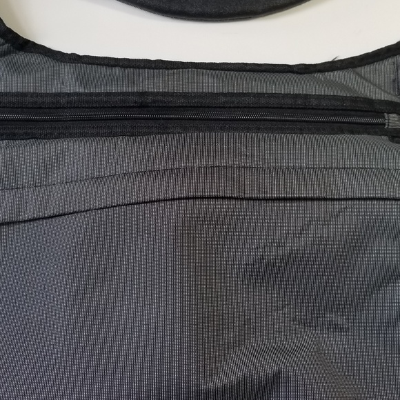 COMBI Messenger Diaper Bag - Picture 6 of 8